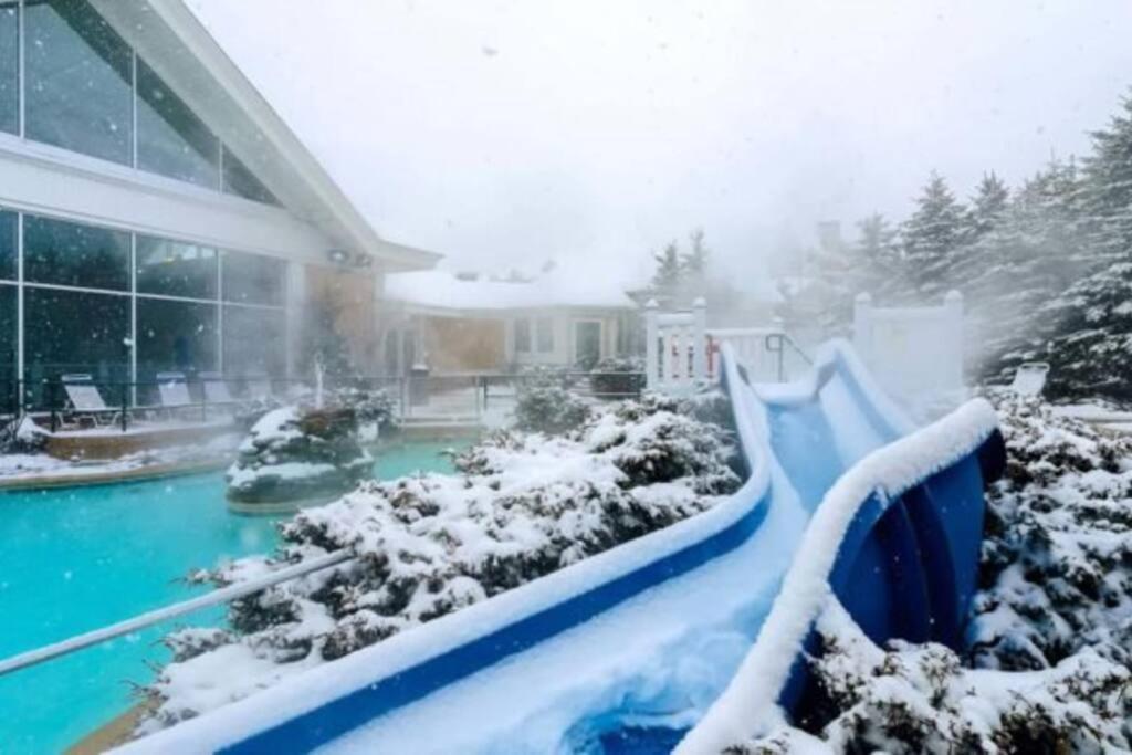 Mountain Lodge Getaway, Ski-In/Ski-Out, Heart Of The Village Сноушу Экстерьер фото